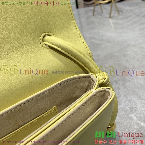 ���װ� ����Ÿ Ʈ���� �Ŀ�ġ �� ũ�ν��� 300BVF2106-4