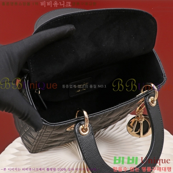 #��� ���̵� �̵� ĳ��� M0506-301