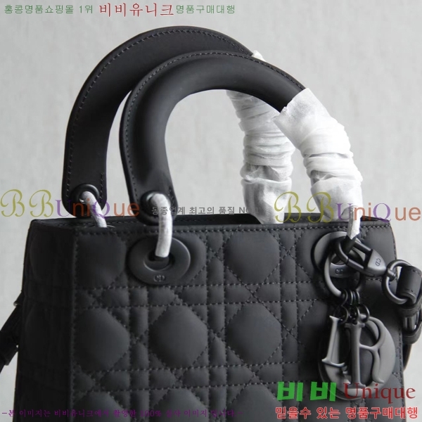 #��� ���̵�� ���� D6806-1222