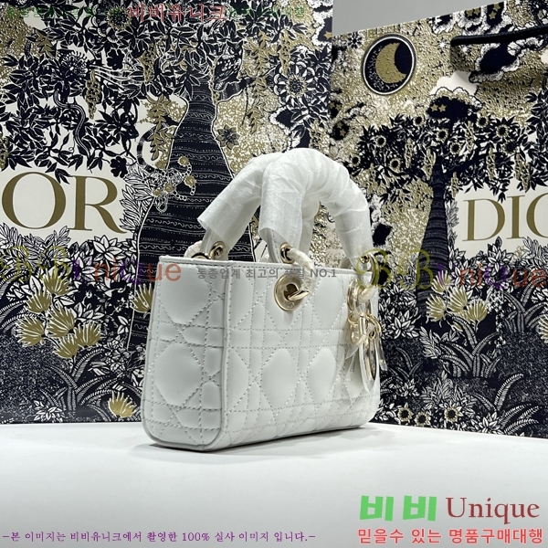 #��� ���̵� �� ���̹� ����ũ�� M05402-109