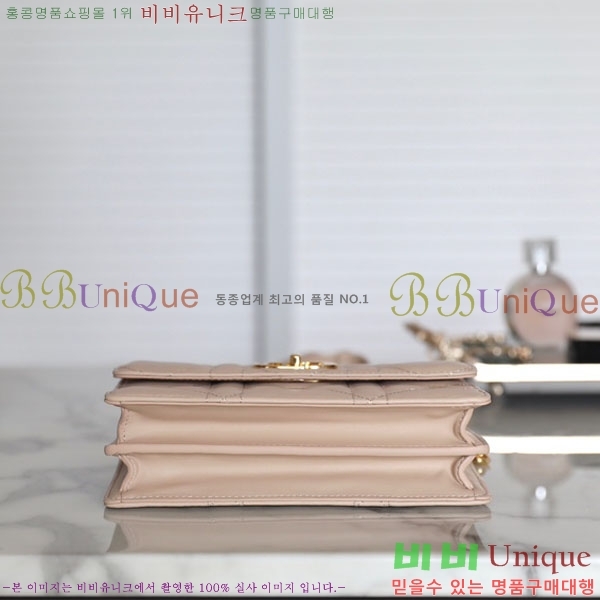 #��� �̽� ī�� �̴Ϲ� M595401-100-4