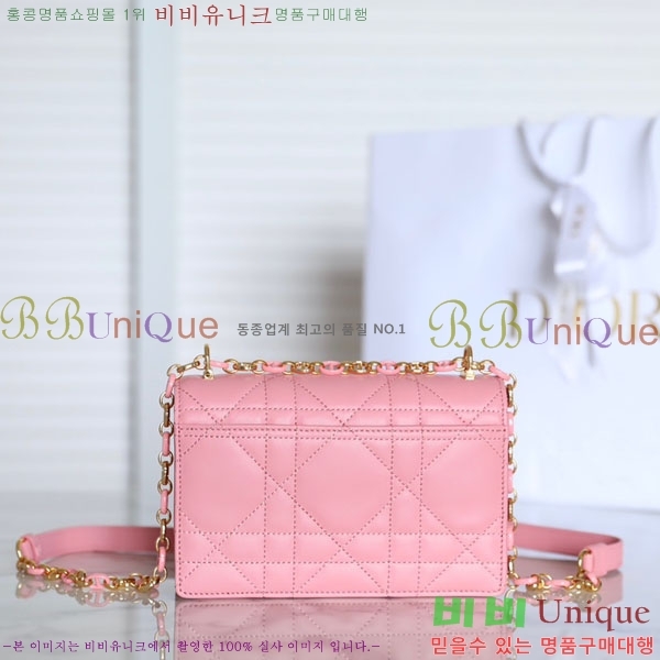 #��� �̽� ī�� �̴Ϲ� M595401-100-3