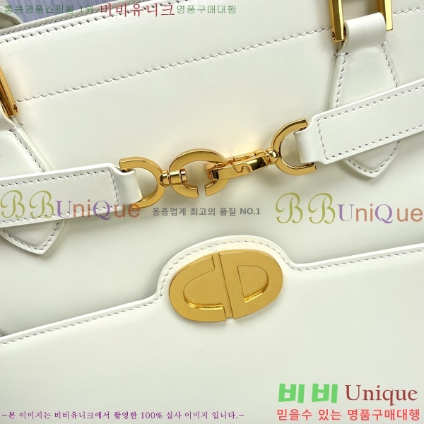 #��� CD �� ��Ʈ�� M58915-1