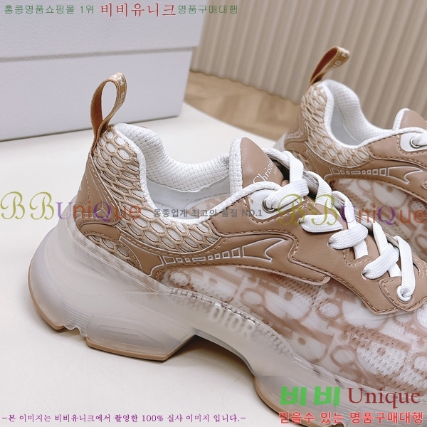 ��� ���̺� ����Ŀ�� 39D243133-8