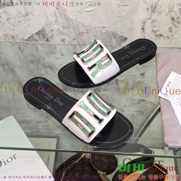 ��� ���� 30DLC2452466-513-5