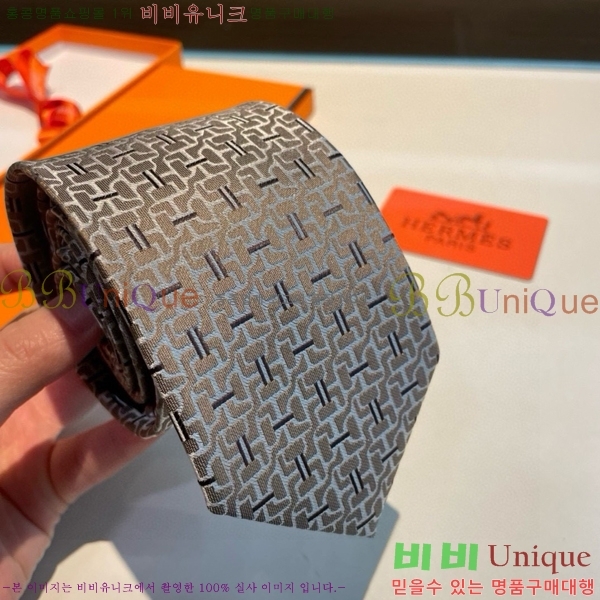 #�����޽� ��Ÿ�� HE555582-5