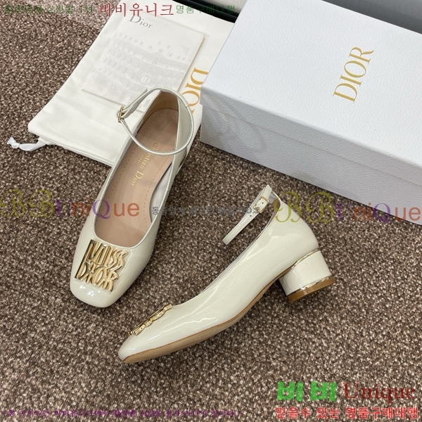 ��� �̽���� �߽��� ������ 38DR771566-3 ��3.5CM