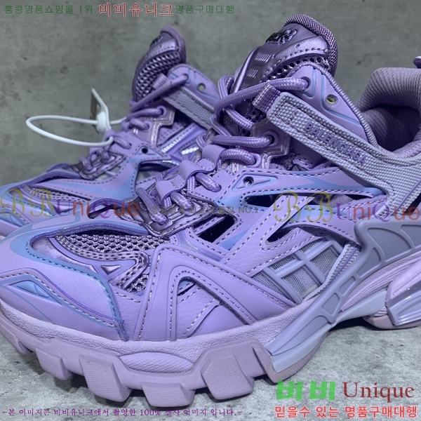 ���� �߷��þư� Track 4.0 ����Ŀ�� 49BL2411-1451-1