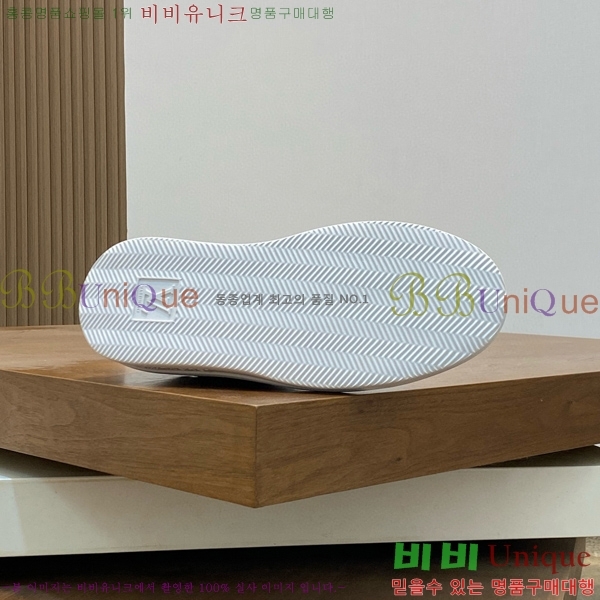 ���� ���̺��� ����Ŀ�� LV47770456-3