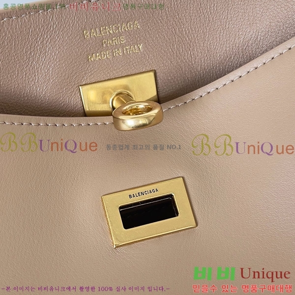 #�߷��þư� �� ���� ���� ȣ���� 8110182-103