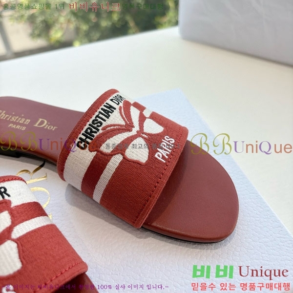 ��� ���� ������ D8907736-1