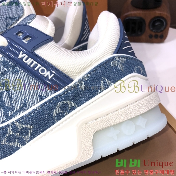 ���� ���̺��� ����Ŀ�� RA556668-9