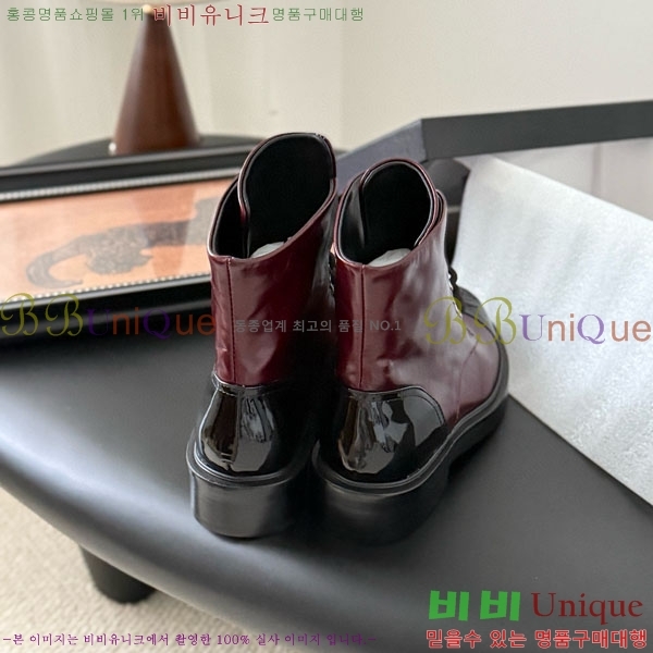  * Ŭ  RH158442-1
