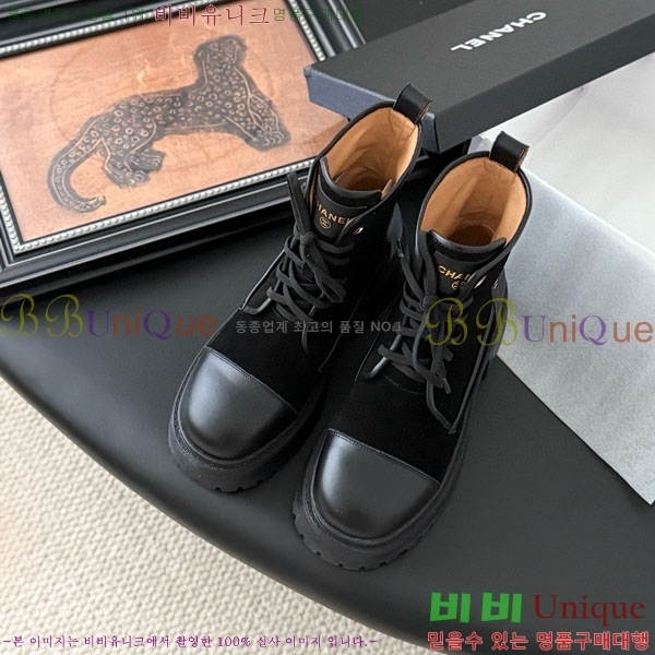  * Ŭ  RH158442-3