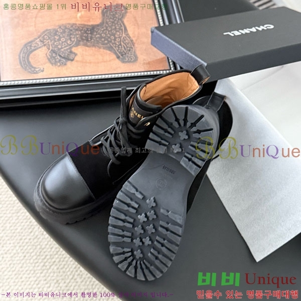  * Ŭ  RH158442-3
