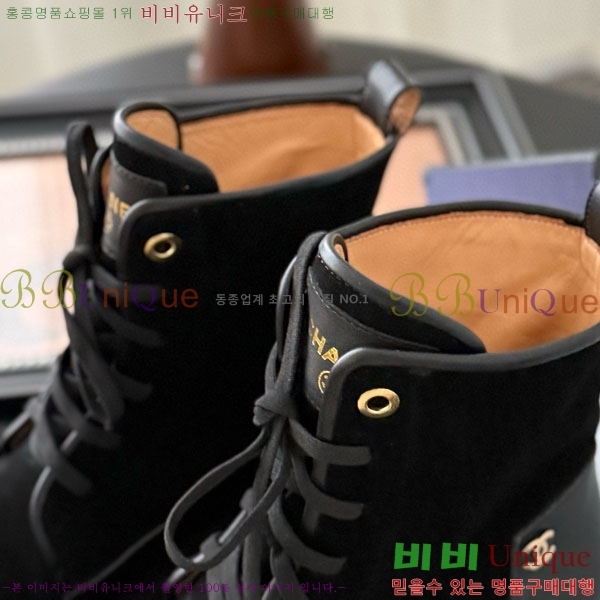  * Ŭ  RH158442-3