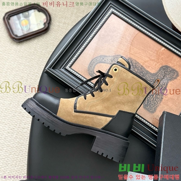  * Ŭ  RH158442-4