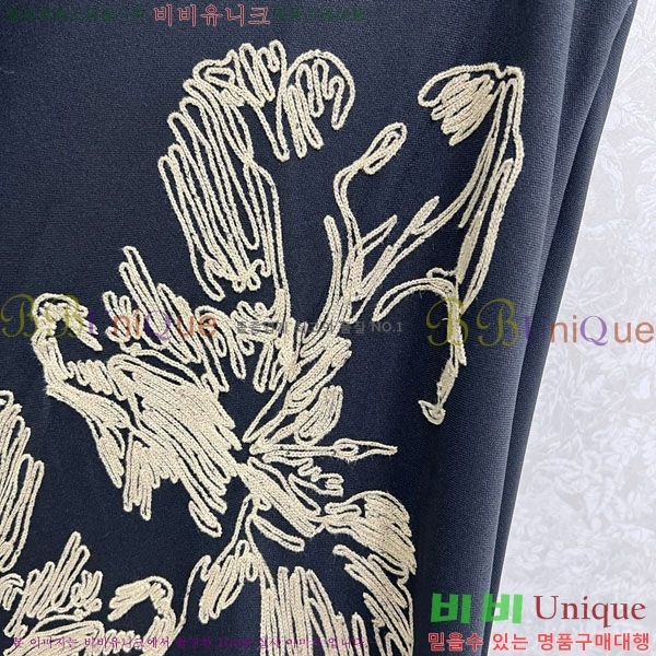   ĿƮ DO1560733-1