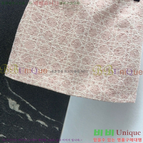   ĿƮ DO1560733-4