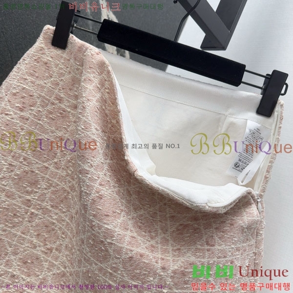   ĿƮ DO1560733-4