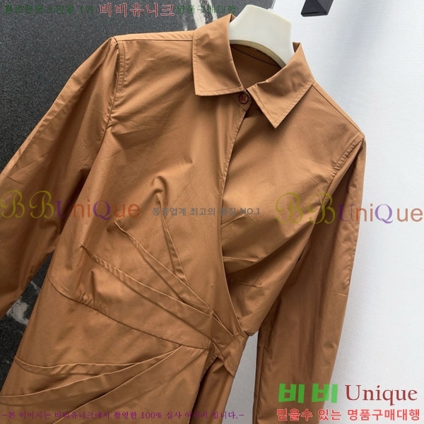  ** ǽ MAXM23023-4