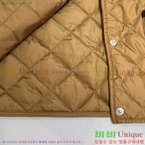   е  PA171467-7