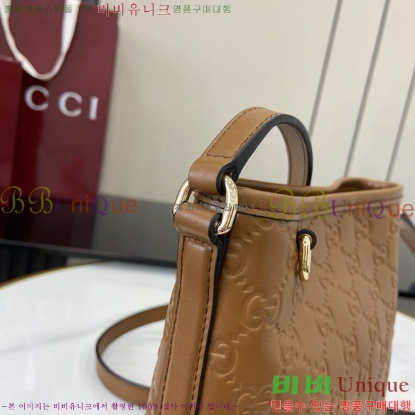 # GG   Ŷ ‎847090-103