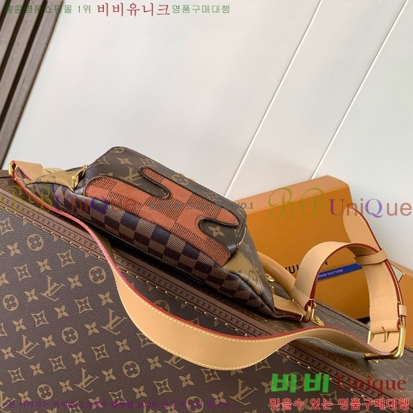 #̺   M15271-101