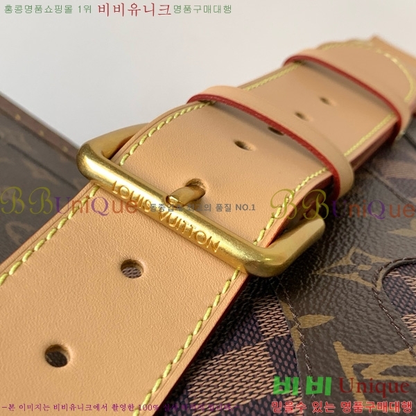 #̺   M15271-101