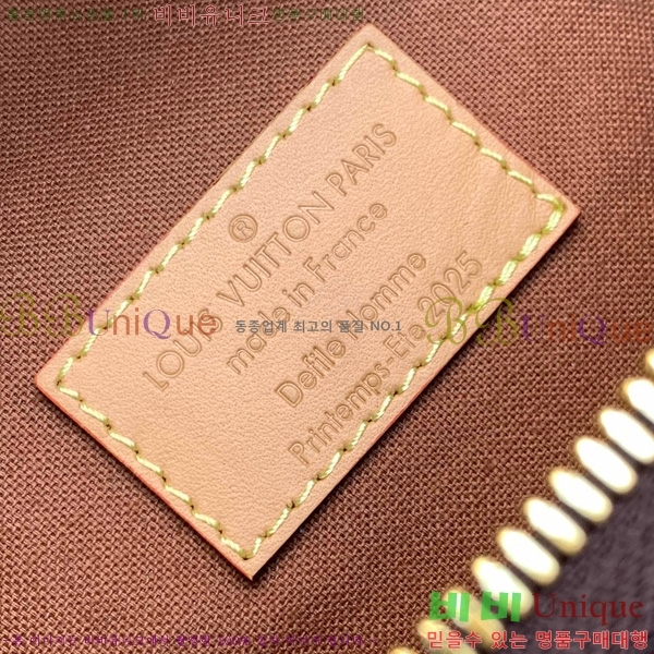 #̺   M15271-101