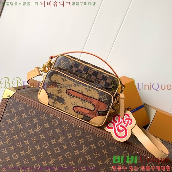 #̺   M26068-101