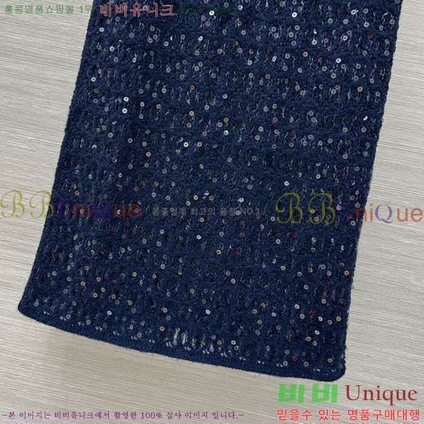 ���� ���ڷ� ��ġ�ڸ� ��ĿƮ BC2334011-9