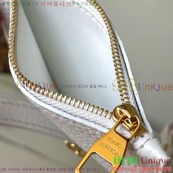 #���̺��� īǶ�� �̴� M25497-101