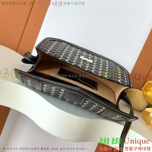 #���̳� ���̽��� M8021-107