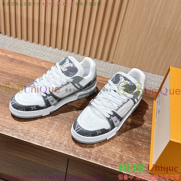 ���̺��� 𝐋-𝐓𝐑𝐀𝐈𝐍𝐄𝐑 ����Ŀ�� �������� L2017770-7