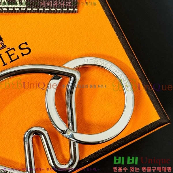 �����޽� Ű�� �ڵ��� ��ǰ ŰȦ�� HE4523802