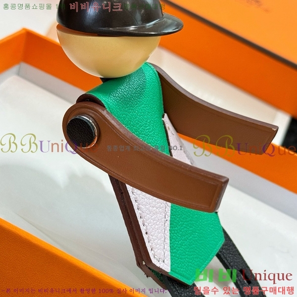 �����޽� Jockey Charm ���� HE4523806-4