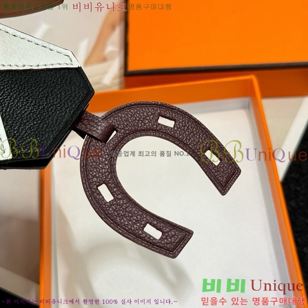 �����޽� Jockey Charm ���� HE4523806-1