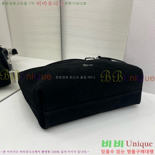 #��� ���ʼ� �ش��� JONATHAN ANDERSON ȣ���� M856324-1