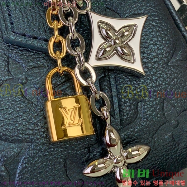 #���̺��� ���� ���ǵ� M26510-101