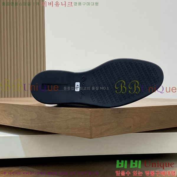 ���� ��**�Ƴ� ���� LP49664-5