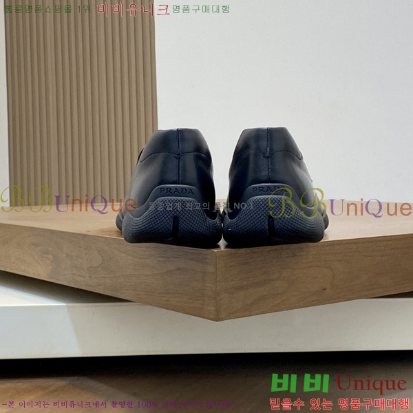 ���� ����� ���� P571876-2