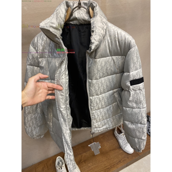 ���� ��* �ٿ� ��Ʈ �е� 61DR2511125-4