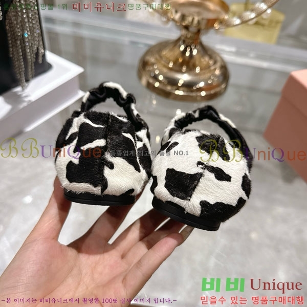 ���� �̿�̿� �÷����� 28MU902304-1