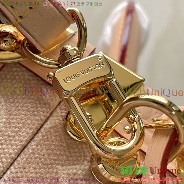 #���̺��� ���� �ڶ�� �߸��� M14592-2001