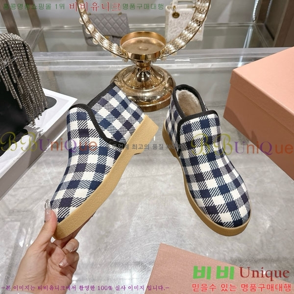 ���� �̿�̿� ���� 32MU902385-1