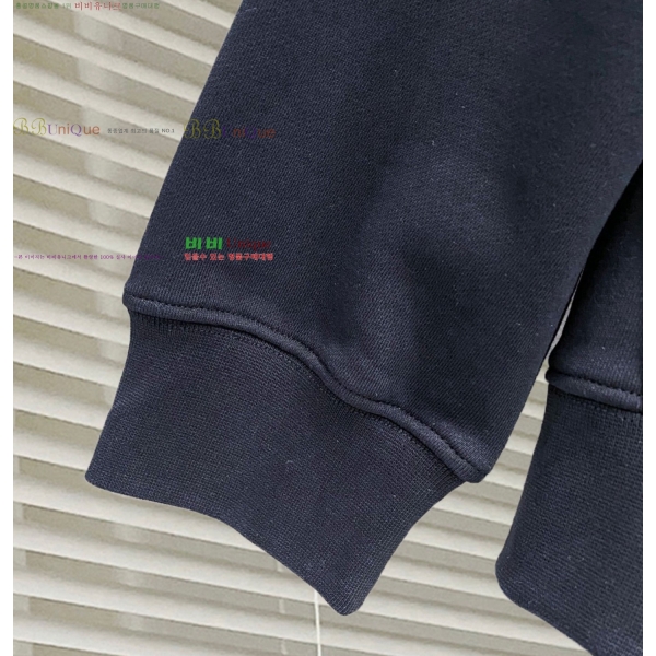 ���� �߷��þư� �ĵ�Ƽ BA543678-4