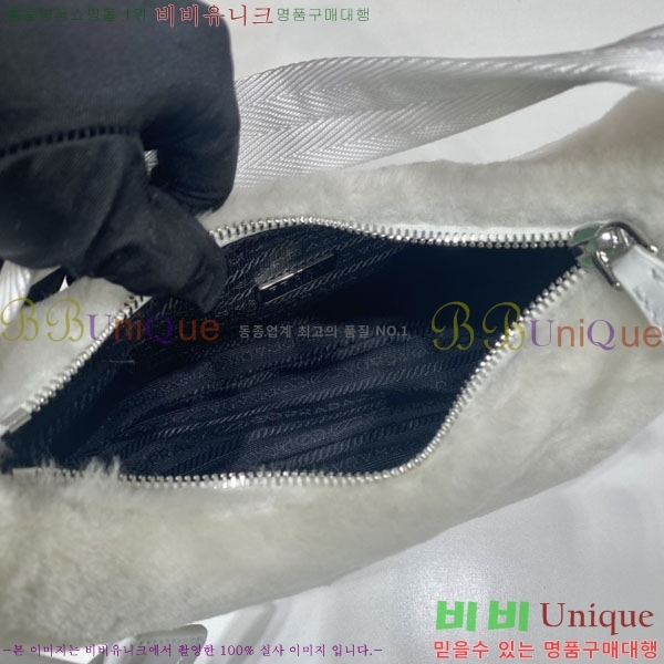 #����� �ﰢ�ΰ� �þ �� ĳ�ù̾� ȣ���� 1NE515-801