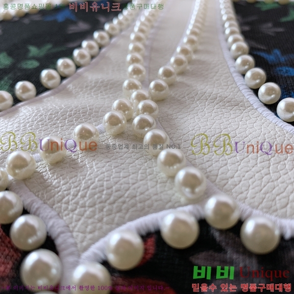 ���� ũ������ ���� Ƽ���� CH264282-2