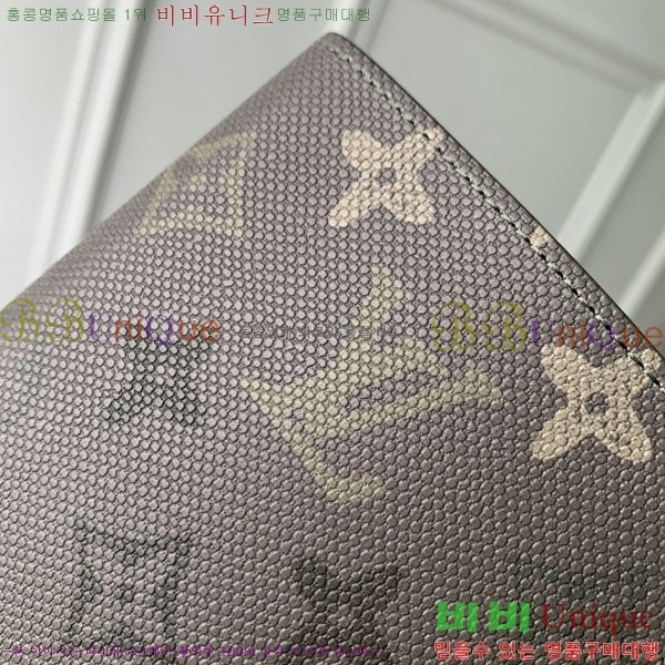 #���̺��� �н���Ʈ Ŀ�� M27054-101